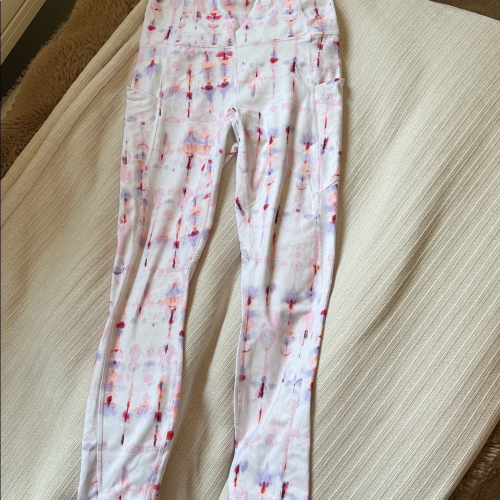 Fabletics Pink and White Tie-dye PureLuxe Leggings with Pockets Size Small